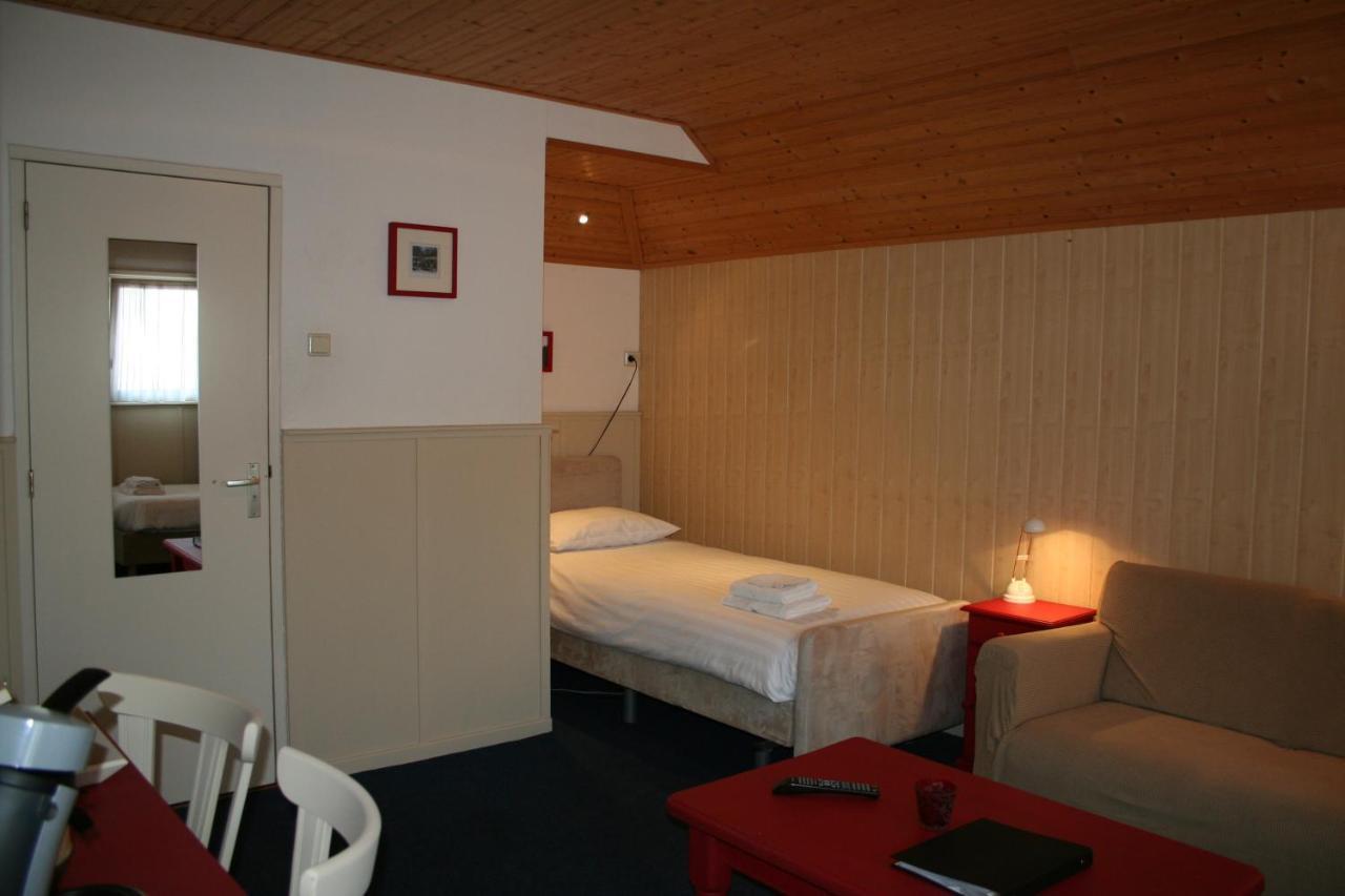 Hotel Verhoeven Uden Exteriör bild